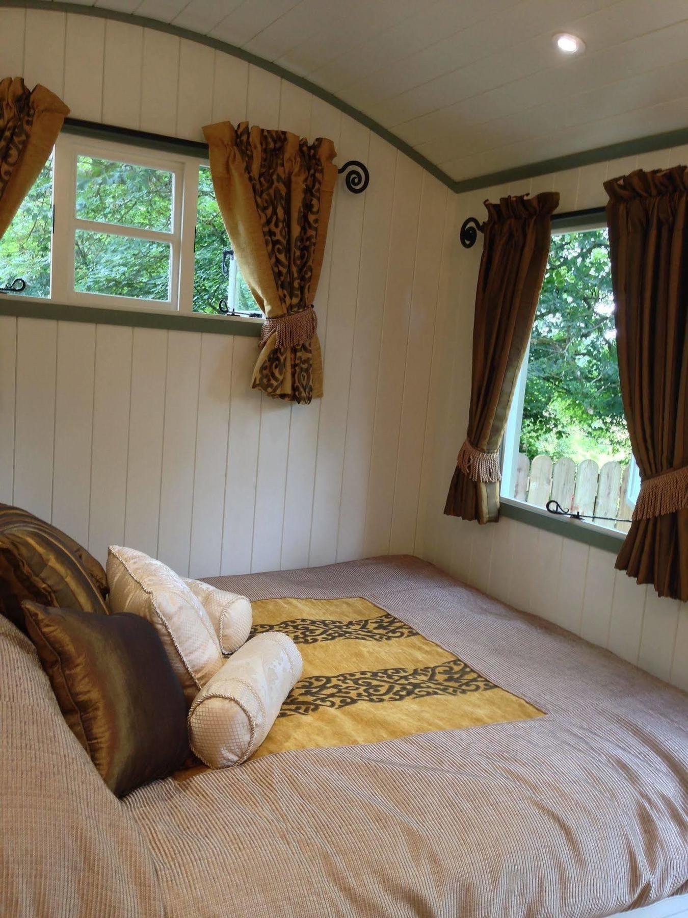 Posh Huts Farmstay Falstone Exteriér fotografie